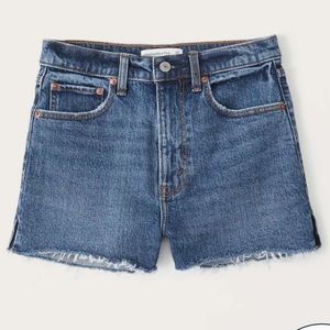 Abercrombie High Rise Mom Short